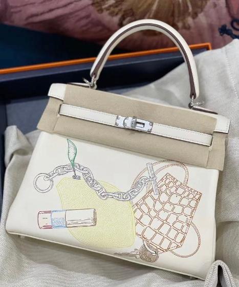 My First Luxury Hermes In and Out Kelly
